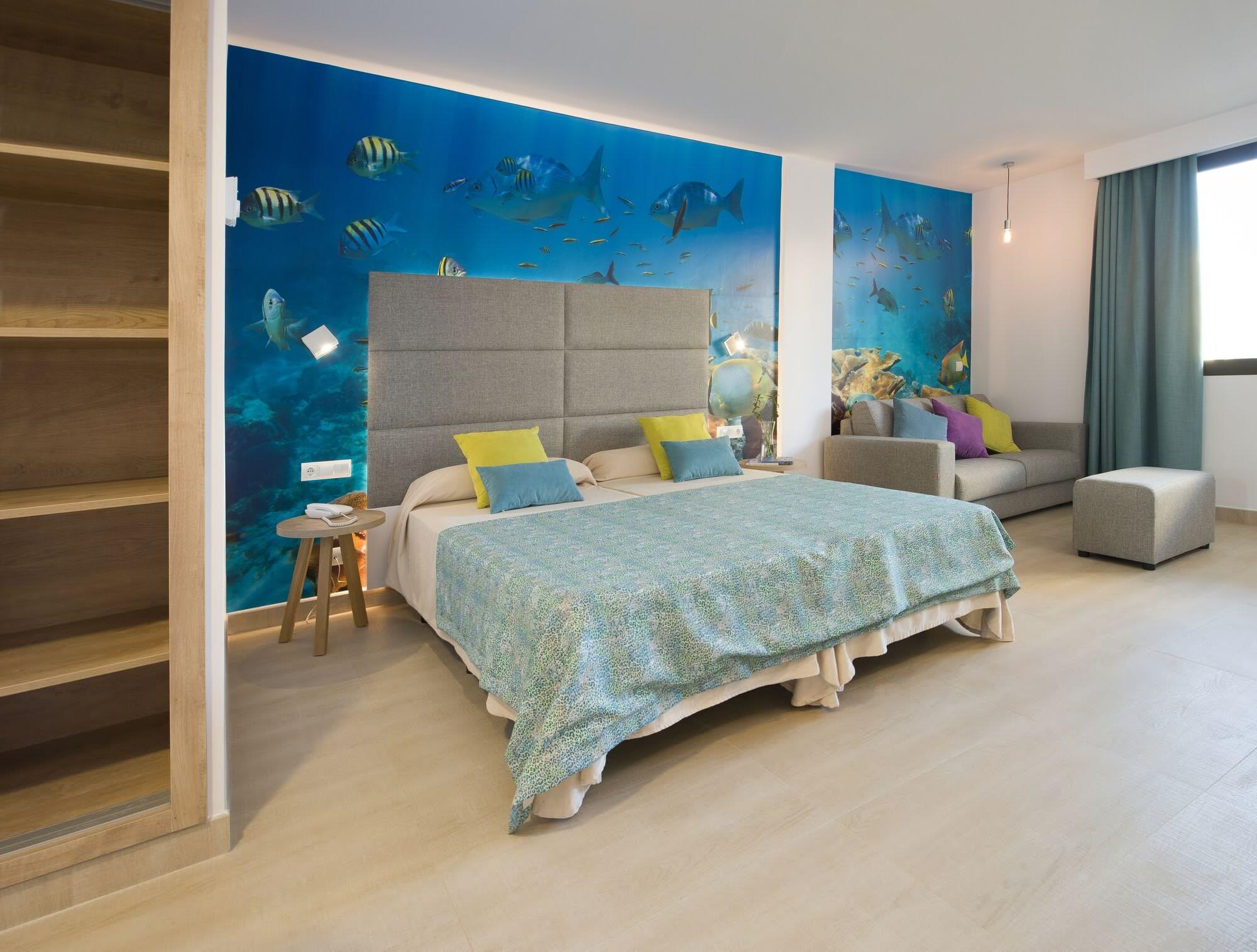 Marvell Club Hotel & Apartments San Antonio  Ngoại thất bức ảnh