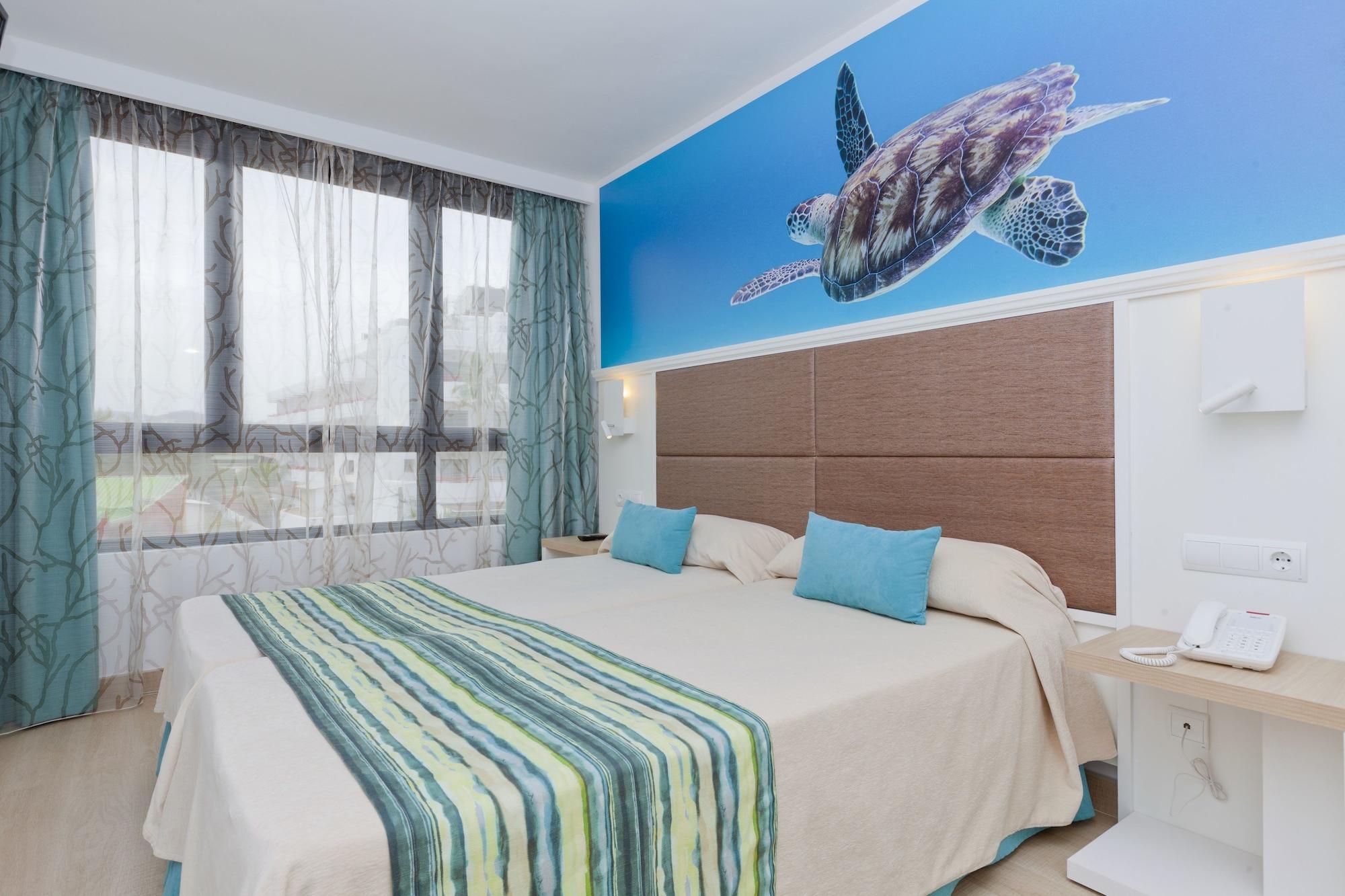 Marvell Club Hotel & Apartments San Antonio  Ngoại thất bức ảnh