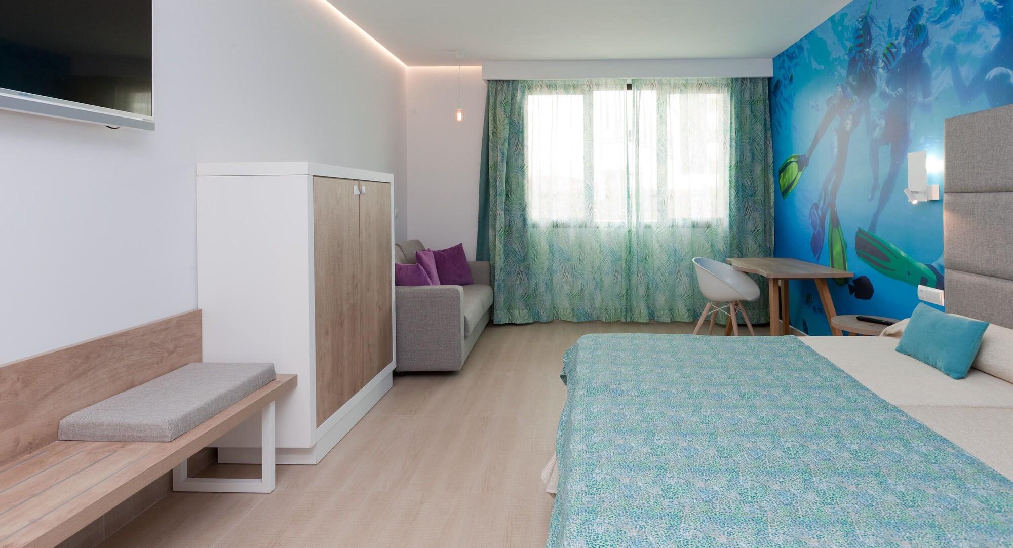 Marvell Club Hotel & Apartments San Antonio  Ngoại thất bức ảnh
