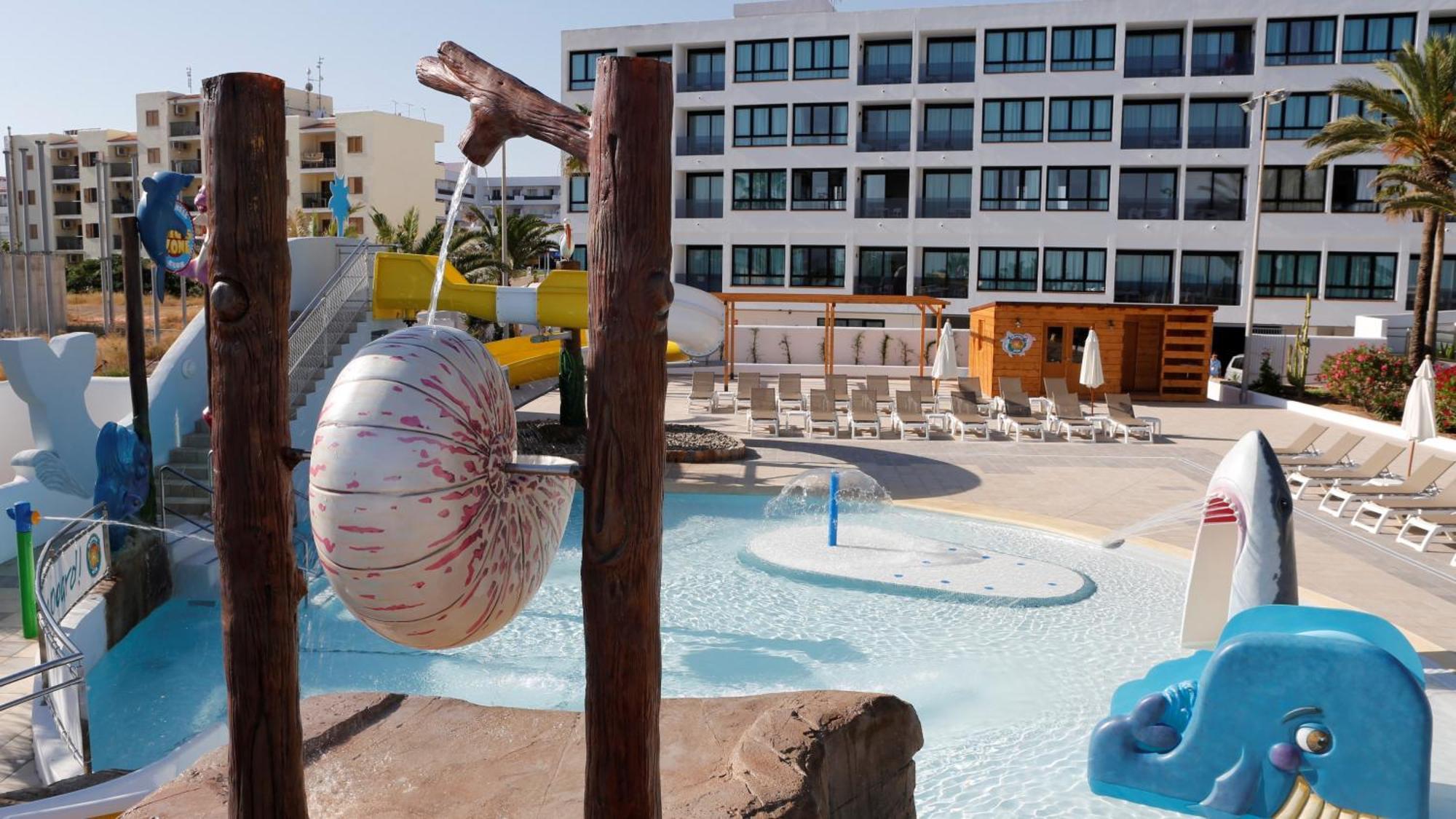 Marvell Club Hotel & Apartments San Antonio  Ngoại thất bức ảnh
