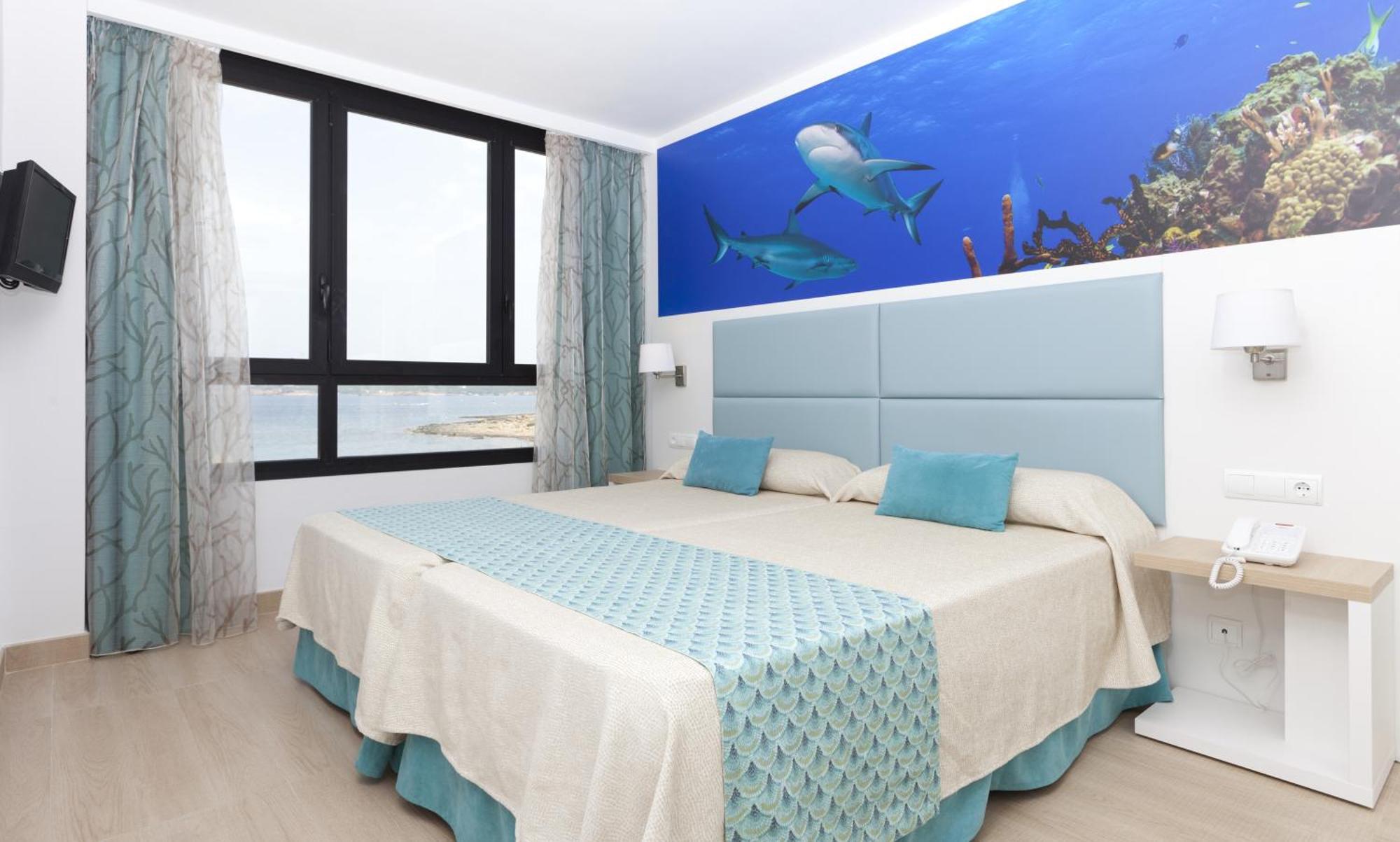 Marvell Club Hotel & Apartments San Antonio  Phòng bức ảnh