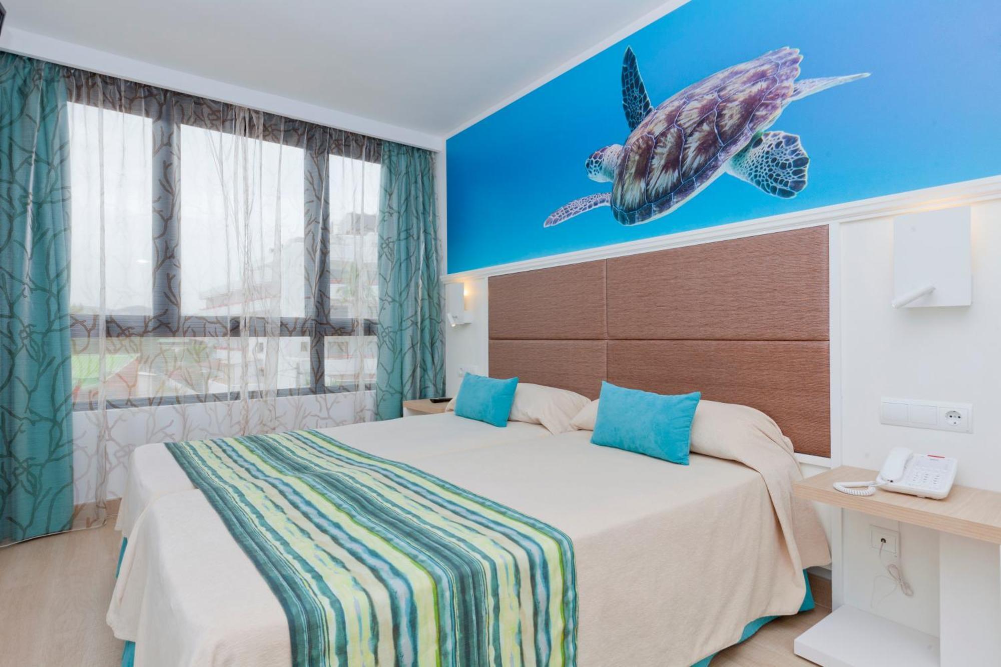 Marvell Club Hotel & Apartments San Antonio  Ngoại thất bức ảnh