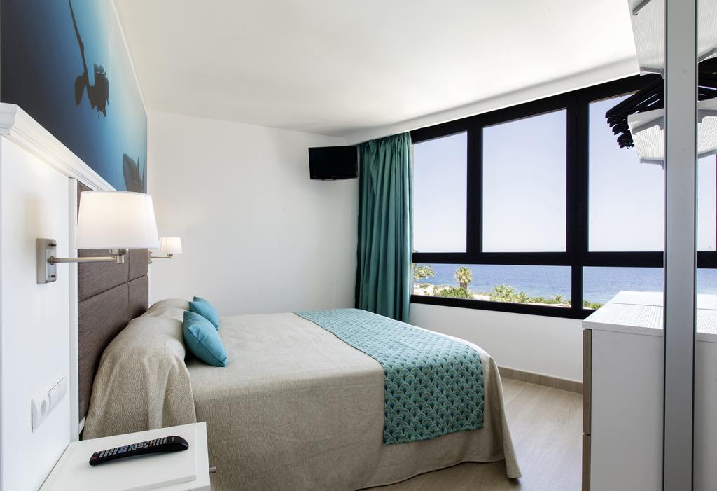 Marvell Club Hotel & Apartments San Antonio  Phòng bức ảnh