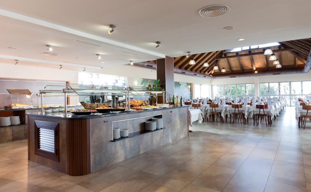 Marvell Club Hotel & Apartments San Antonio  Ngoại thất bức ảnh